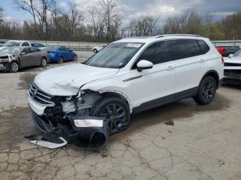  Salvage Volkswagen Tiguan