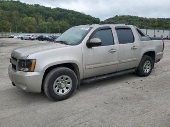  Salvage Chevrolet Avalanche