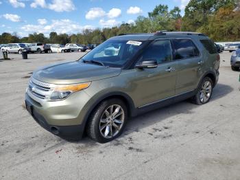  Salvage Ford Explorer