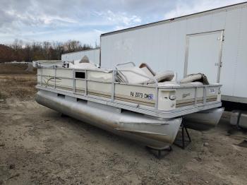  Salvage Cres Boat