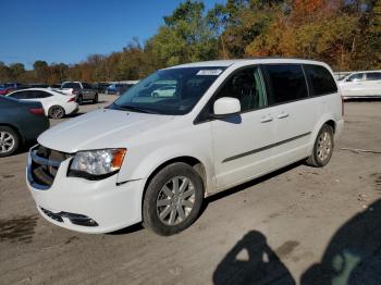  Salvage Chrysler Minivan