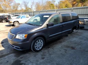  Salvage Chrysler Minivan