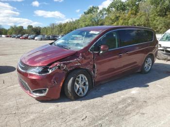  Salvage Chrysler Pacifica