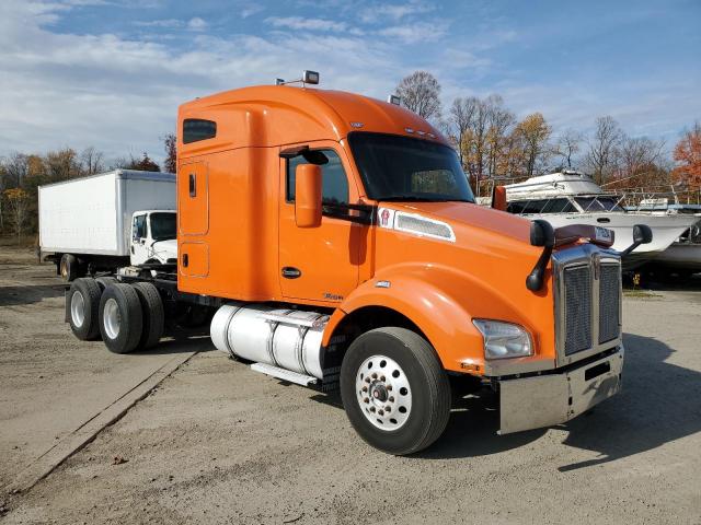  Salvage Kenworth Constructi