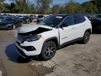  Salvage Jeep Compass