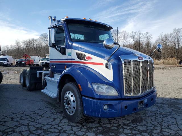  Salvage Peterbilt 579