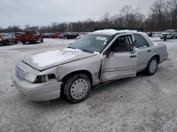  Salvage Ford Crown Vic