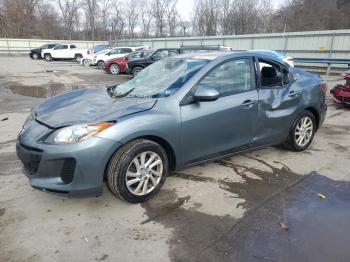  Salvage Mazda 3