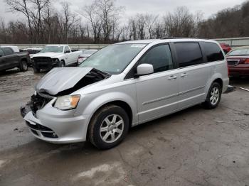  Salvage Chrysler Minivan