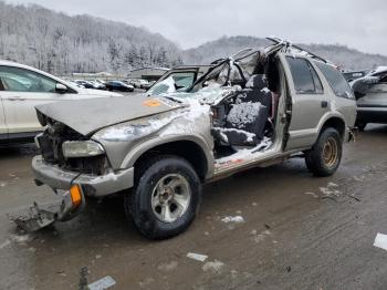  Salvage Chevrolet Blazer