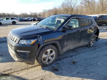  Salvage Jeep Compass