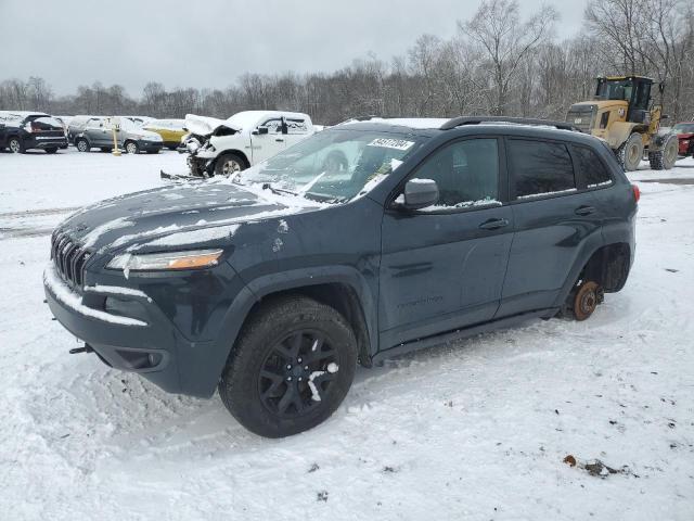  Salvage Jeep Cherokee