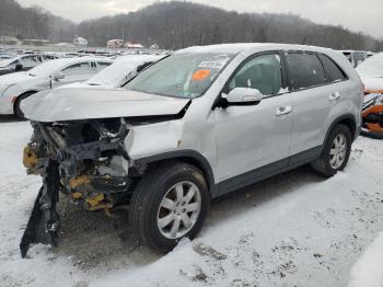  Salvage Kia Sorento