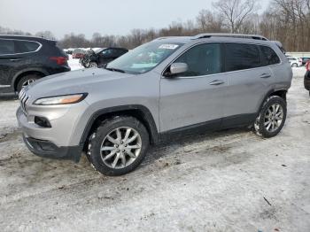  Salvage Jeep Cherokee