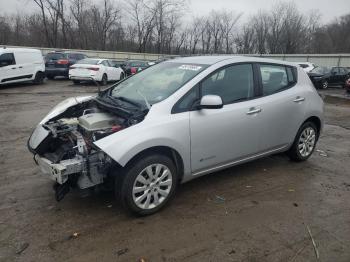  Salvage Nissan LEAF