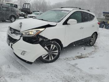  Salvage Hyundai TUCSON