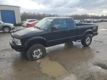  Salvage Chevrolet S-10