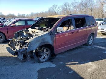  Salvage Dodge Caravan