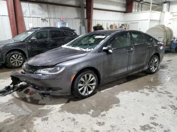  Salvage Chrysler 200