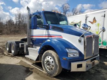  Salvage Kenworth T880