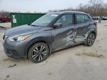  Salvage Nissan Kicks