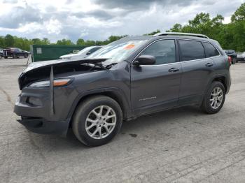  Salvage Jeep Cherokee