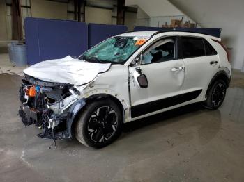  Salvage Kia Niro