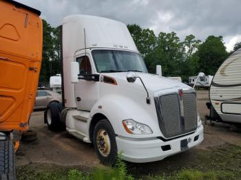  Salvage Kenworth T680