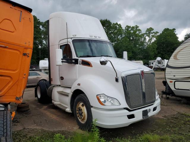  Salvage Kenworth T680