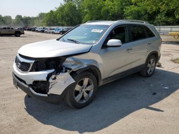  Salvage Kia Sorento