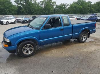  Salvage Chevrolet S-10