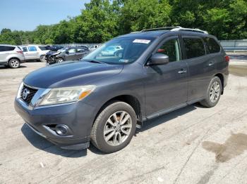  Salvage Nissan Pathfinder
