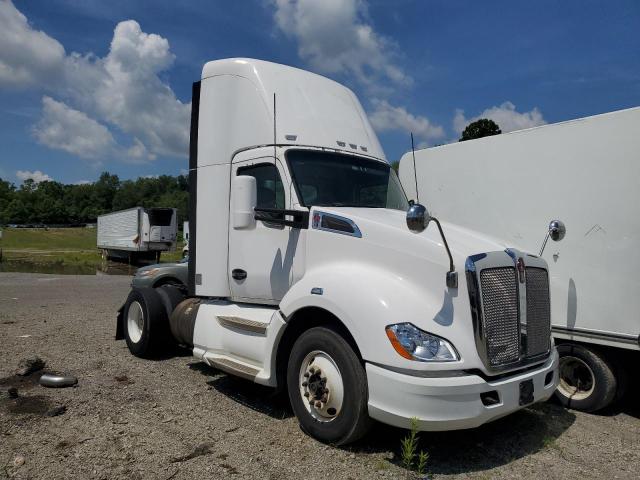  Salvage Kenworth T680