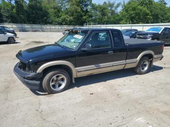  Salvage Chevrolet S-10
