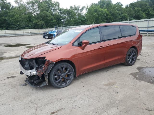  Salvage Chrysler Pacifica