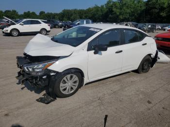  Salvage Nissan Versa