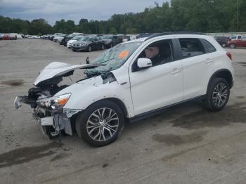  Salvage Mitsubishi Outlander