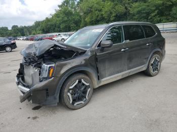  Salvage Kia Telluride