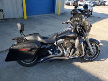  Salvage Harley-Davidson Fl