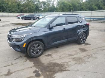  Salvage Kia Seltos