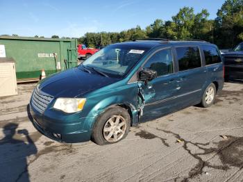  Salvage Chrysler Minivan