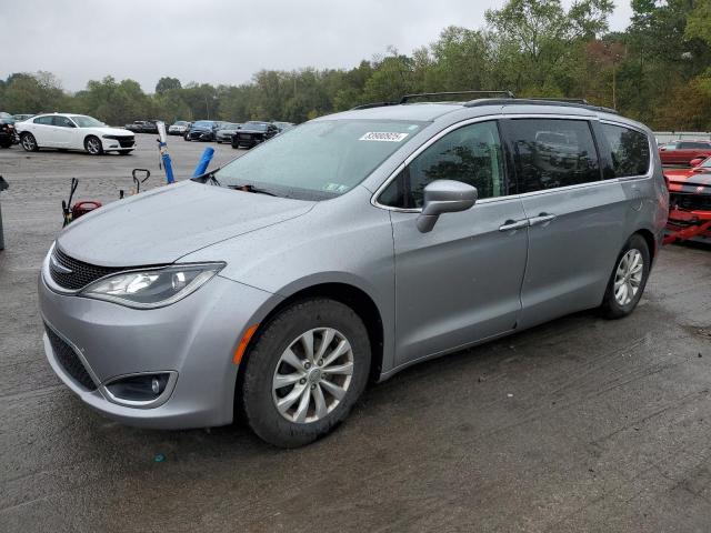  Salvage Chrysler Pacifica