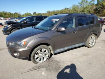  Salvage Mitsubishi Outlander