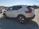 Volvo XC40 T5 Momentum Image 2