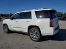GMC Yukon Denali Image 13