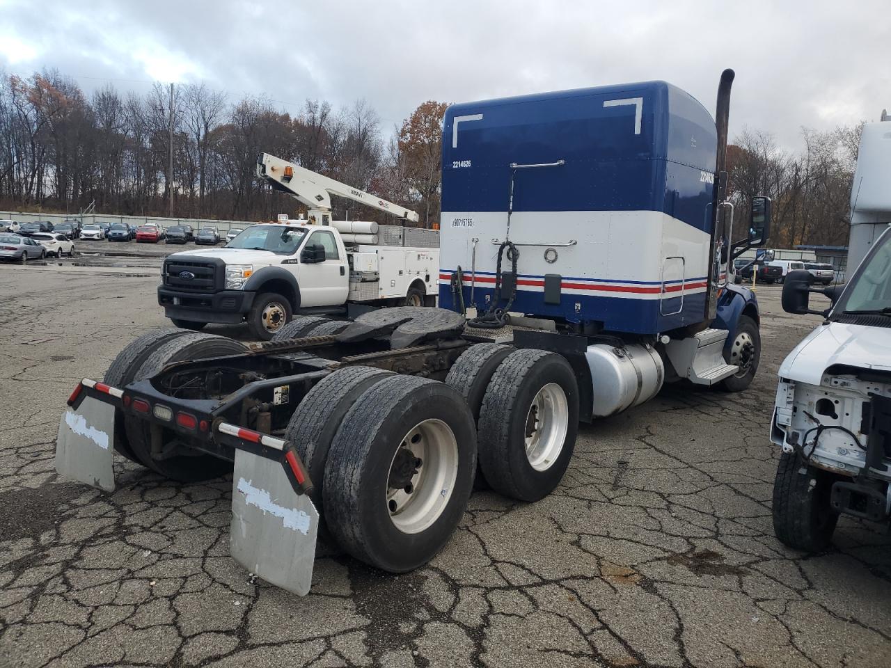 Peterbilt 579 Image 10