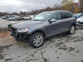  Salvage Volkswagen Touareg