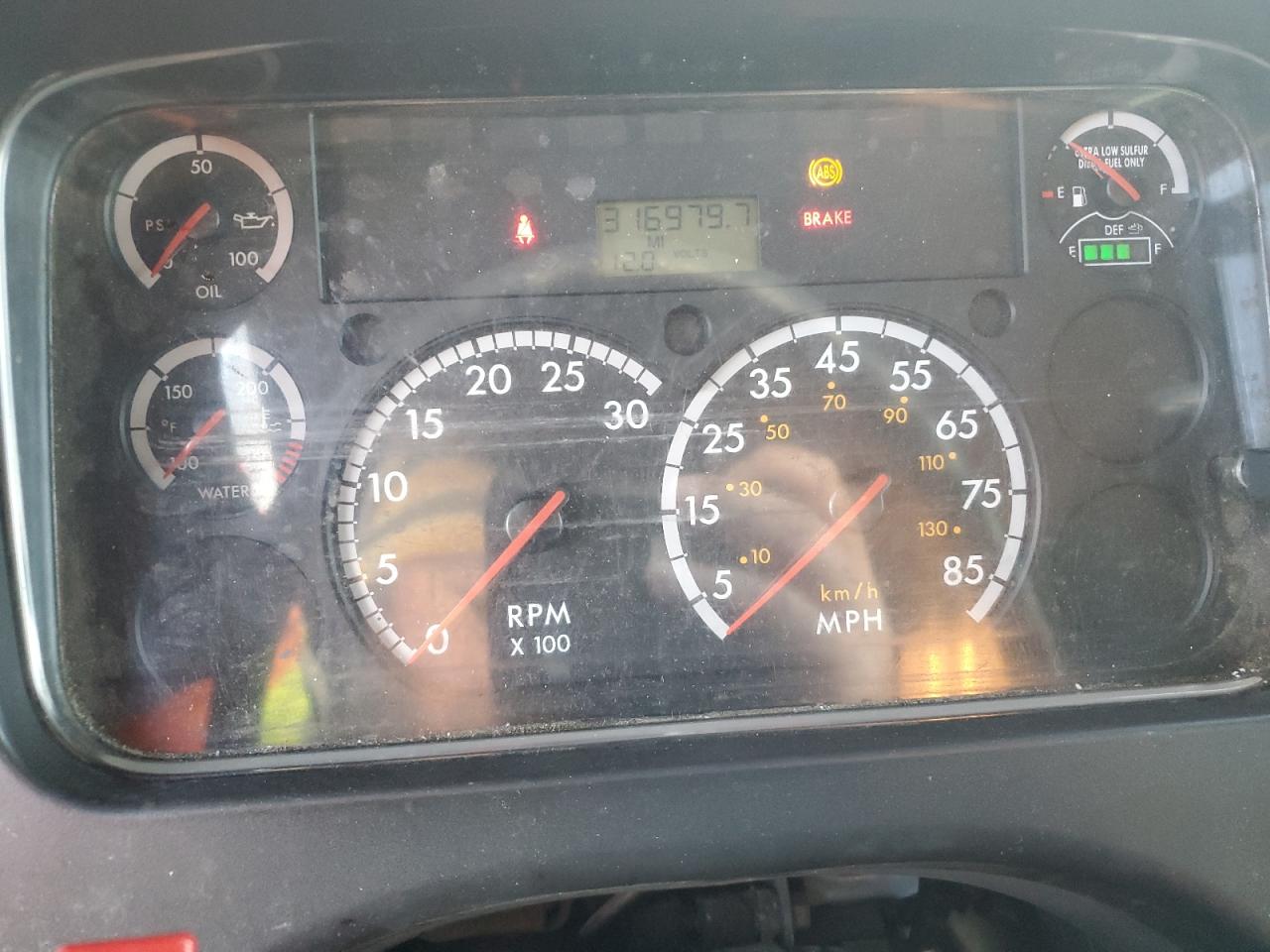 Freightliner M2 106 Medium Duty Image 4