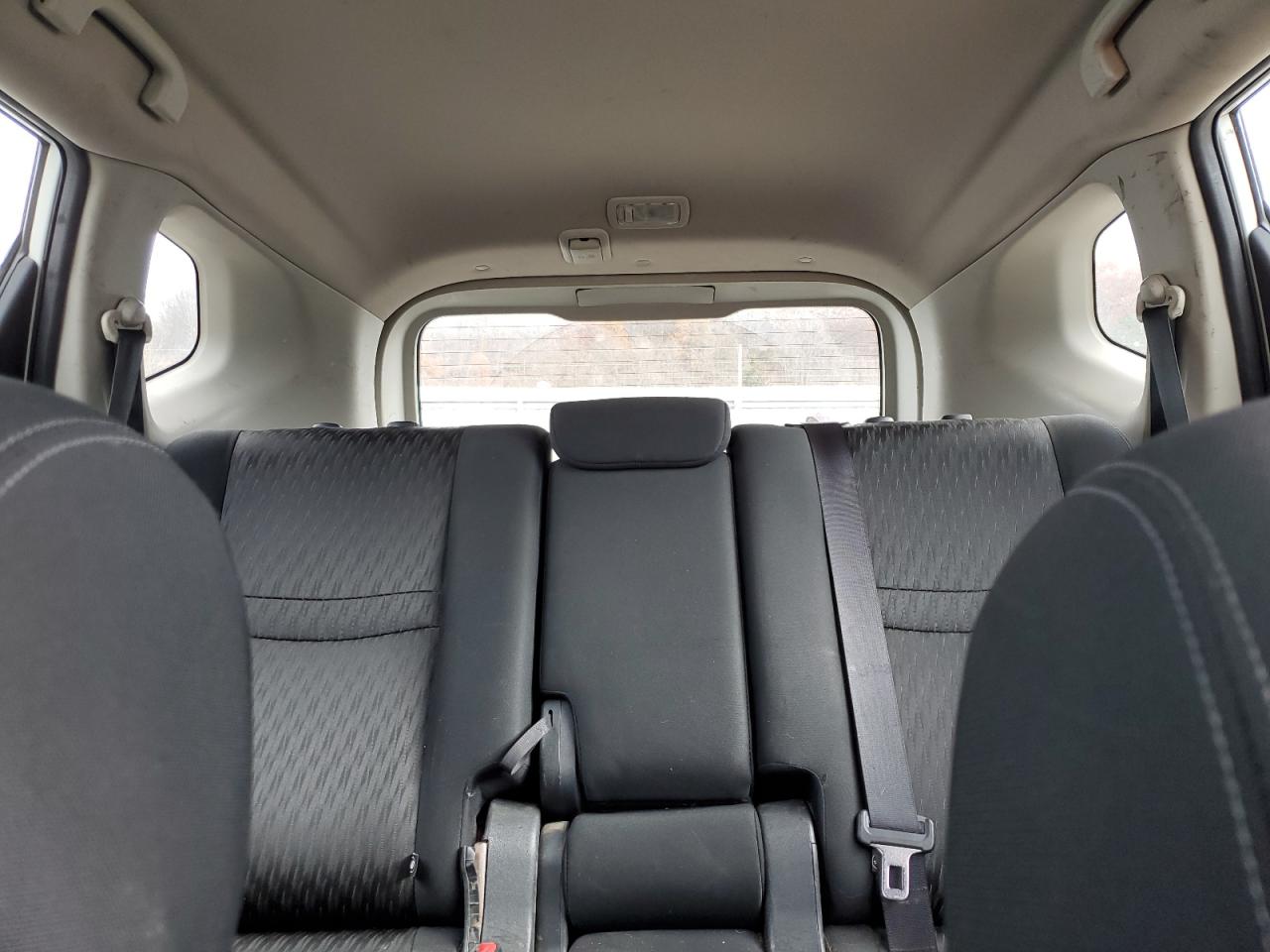 Nissan Rogue S Image 11