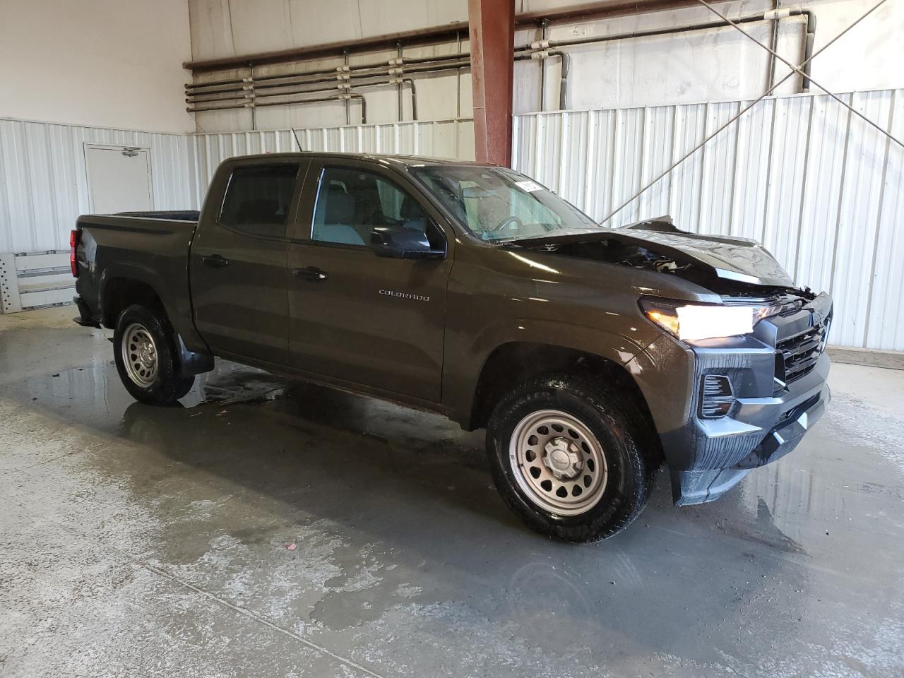 Chevrolet Colorado Image 2